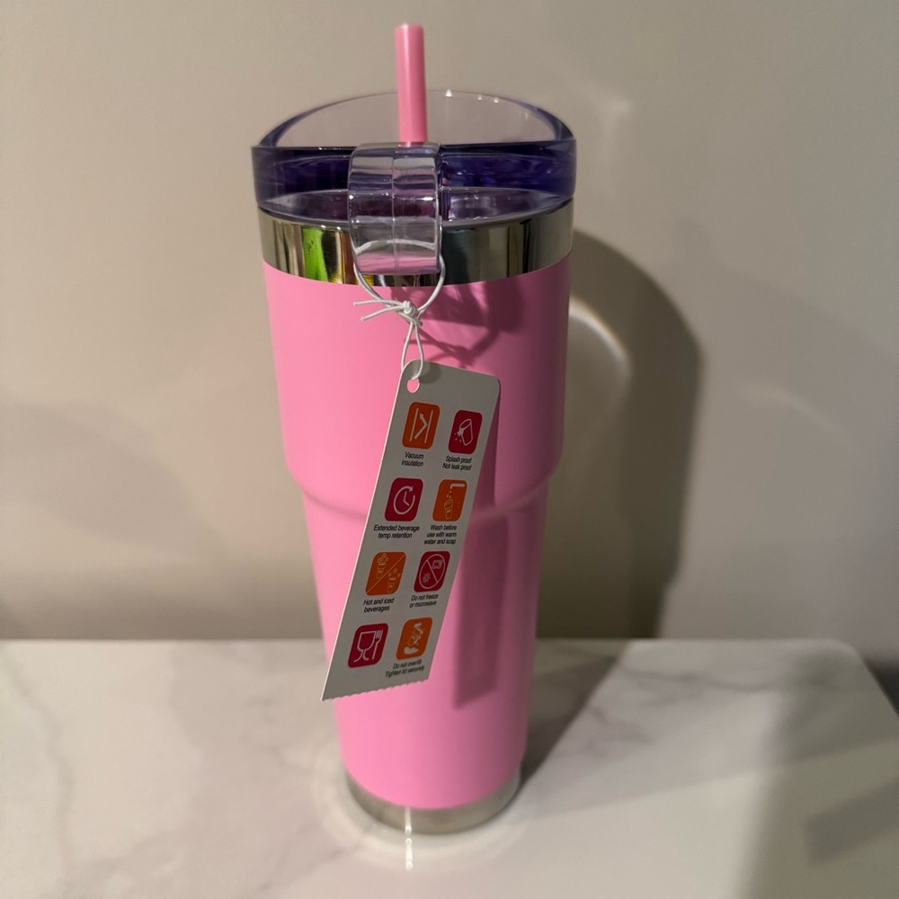 Dunkin' Donuts Spring 32 oz Insulated Stainless Steel Tumbler Color Light Pink - Picture 3 of 5